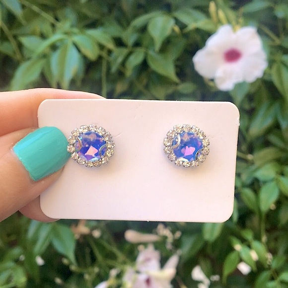 Periwinkle + Silver Rivoli Crystal Halo Earrings - Picture 8 of 9